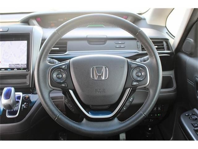 HONDA FREED HYBRID 2018