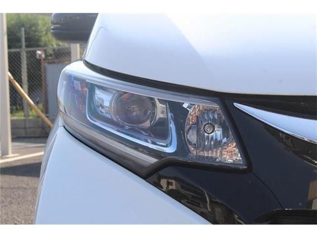 HONDA FREED HYBRID 2018