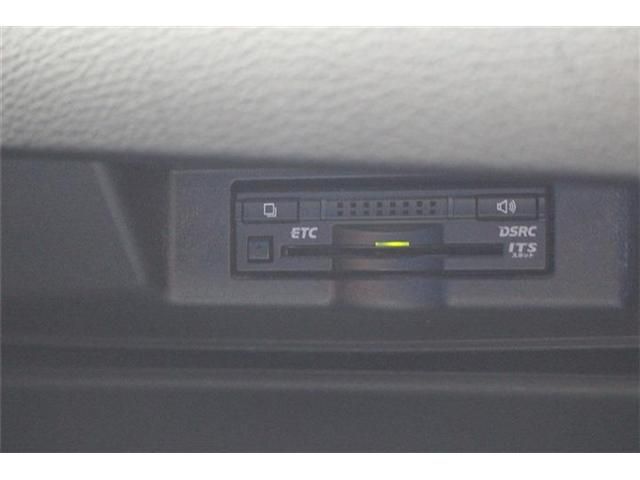 TOYOTA HARRIER HYBRID 2014