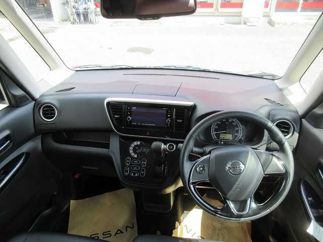 NISSAN DAYZ ROOX 2018