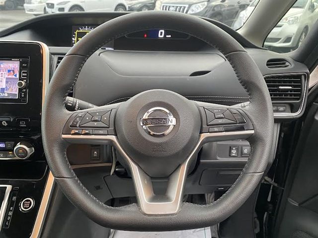 NISSAN SERENA  S-HYBRID 4WD 2017