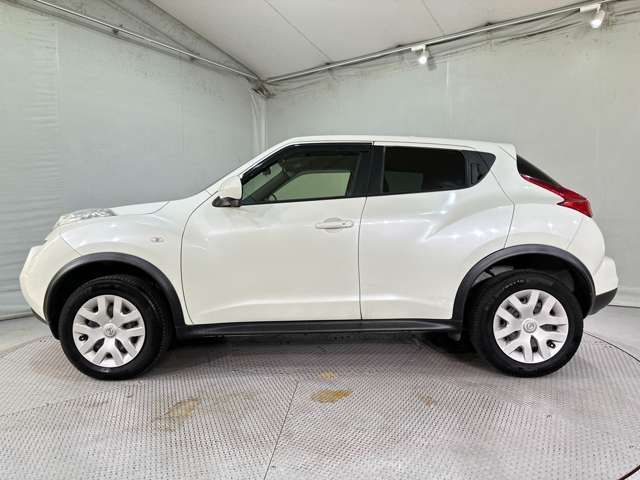 NISSAN JUKE 2012