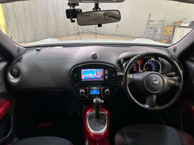 NISSAN JUKE 2012