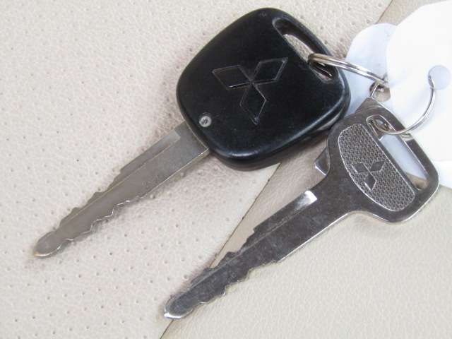 MITSUBISHI MINICAB van 2019