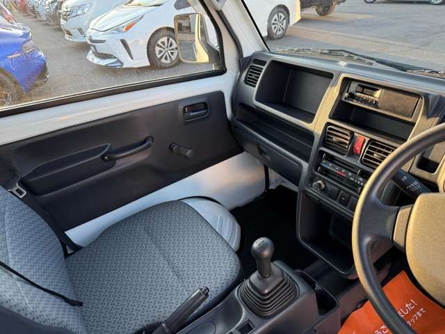 SUZUKI CARRY truck 4WD 2015