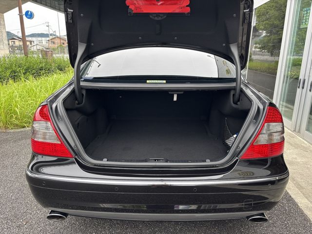 MERCEDES BENZ MERCEDES BENZ E class sedan 2008