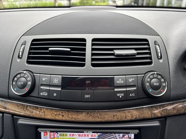 MERCEDES BENZ MERCEDES BENZ E class sedan 2008