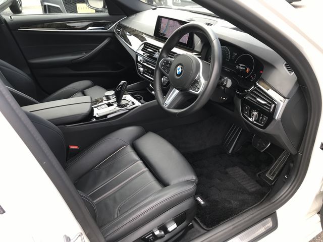 BMW BMW 5series TOURING 2020