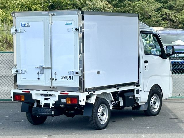 DAIHATSU HIJET truck 2025