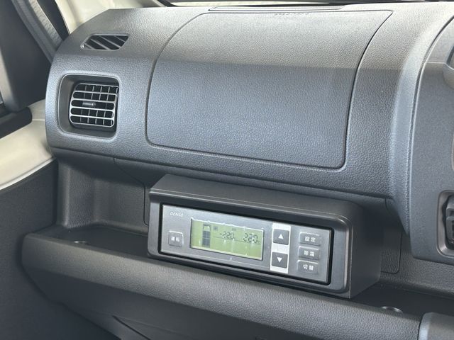 DAIHATSU HIJET truck 2025