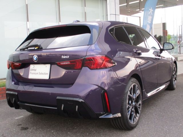 BMW BMW 1series 2025