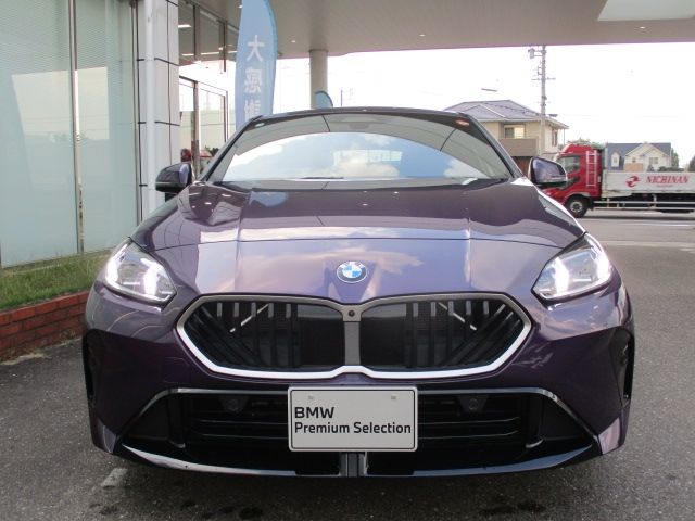 BMW BMW 1series 2025