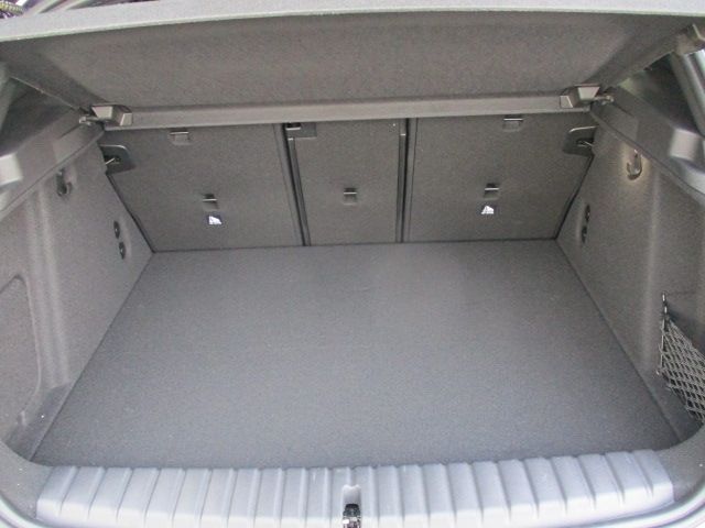 BMW BMW 1series 2025