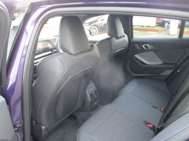 BMW BMW 1series 2025