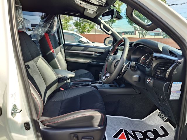 TOYOTA HILUX 4WD 2023