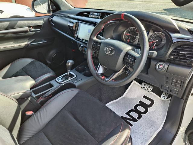 TOYOTA HILUX 4WD 2023