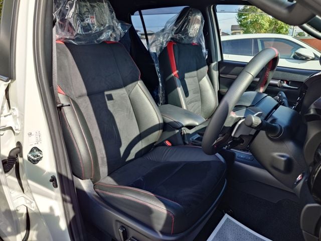 TOYOTA HILUX 4WD 2023