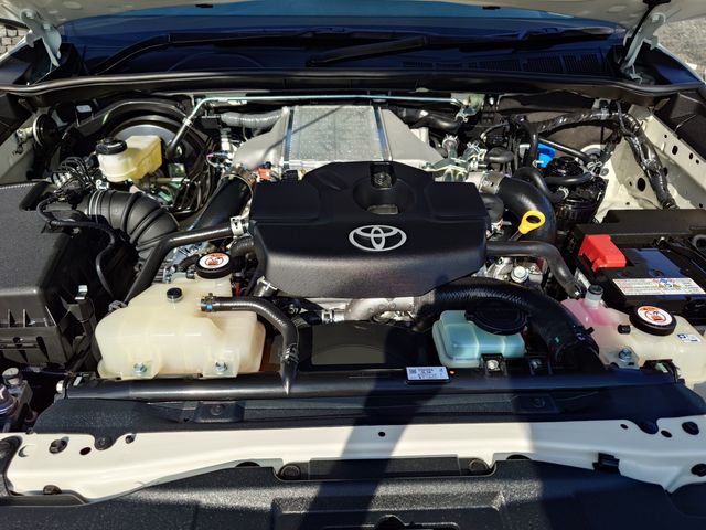 TOYOTA HILUX 4WD 2023