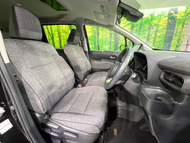 TOYOTA SIENTA HYBRID 2022