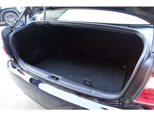 TOYOTA CROWN sedan hybrid 2025