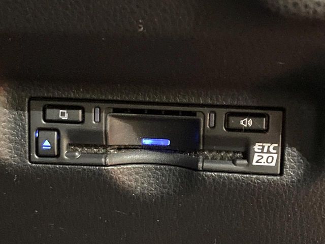 TOYOTA SIENTA HYBRID 2022