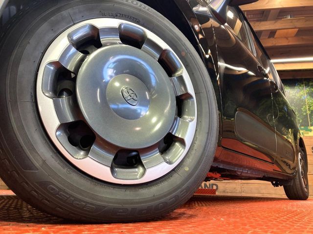 TOYOTA SIENTA HYBRID 2022