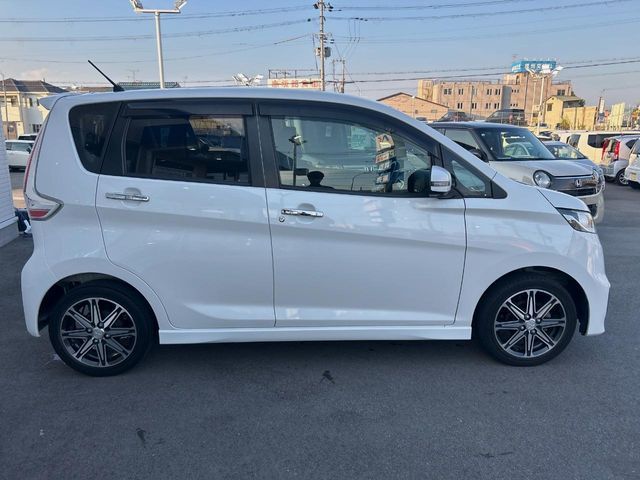 MITSUBISHI eK custom 2017