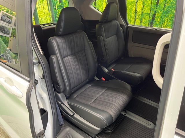 HONDA FREED HYBRID 2018