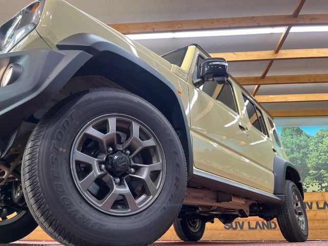 SUZUKI JIMNY NOMADE 2025