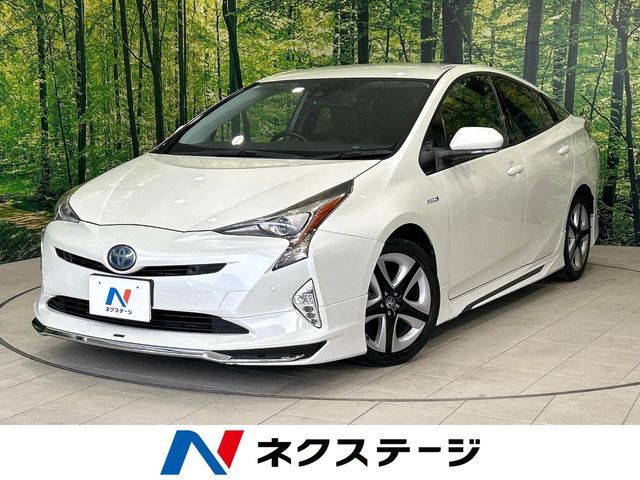 TOYOTA PRIUS 2017