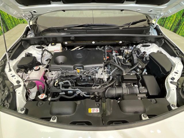 TOYOTA HARRIER HYBRID 2022