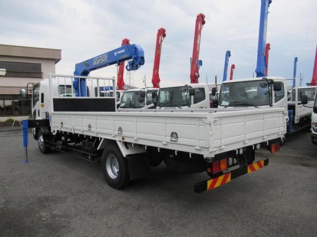 ISUZU FORWARD 2016