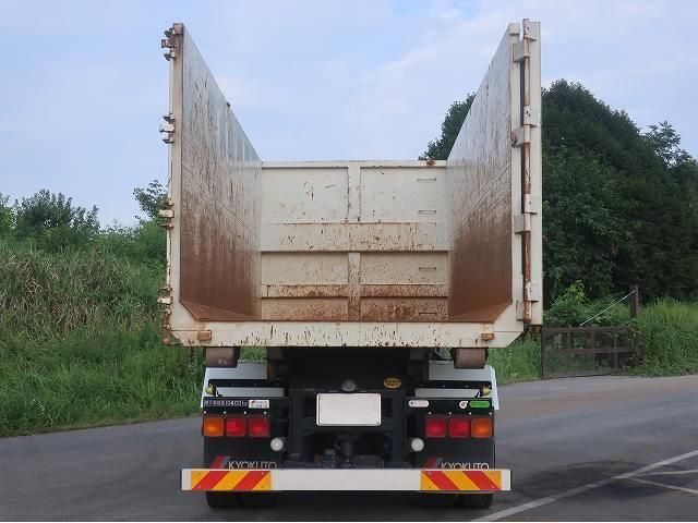 MITSUBISHI FUSOU SUPER GREAT 2024