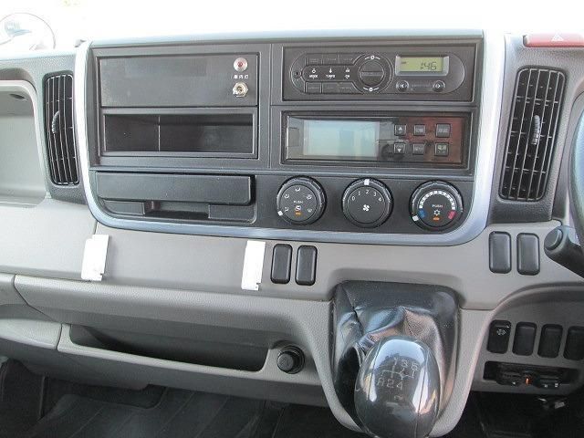 MITSUBISHI CANTER 2017