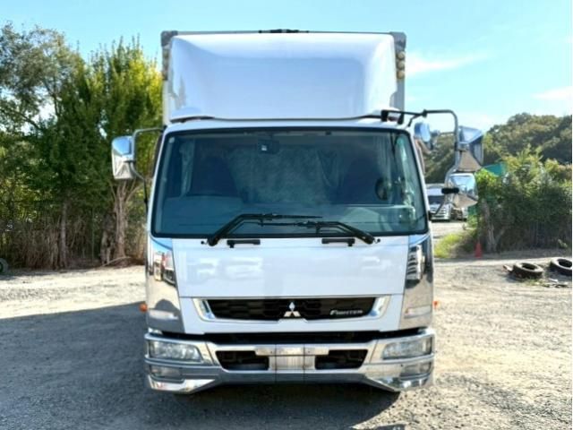 MITSUBISHI FUSOU FIGHTER 2014