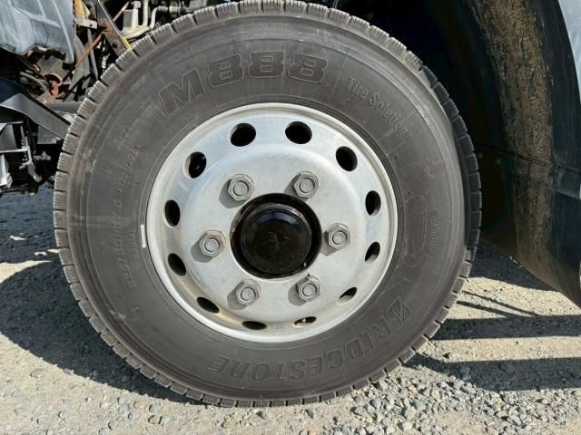 MITSUBISHI FUSOU FIGHTER 2014