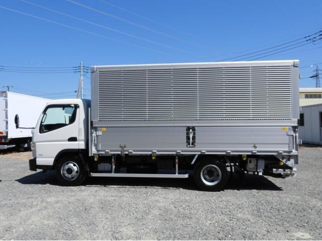 MITSUBISHI CANTER 2019