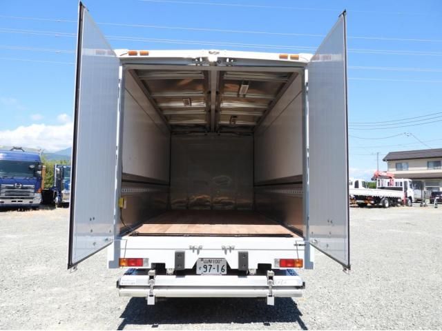 MITSUBISHI CANTER 2019