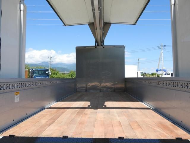 MITSUBISHI CANTER 2019