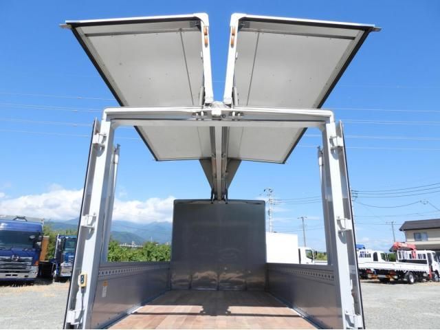 MITSUBISHI CANTER 2019