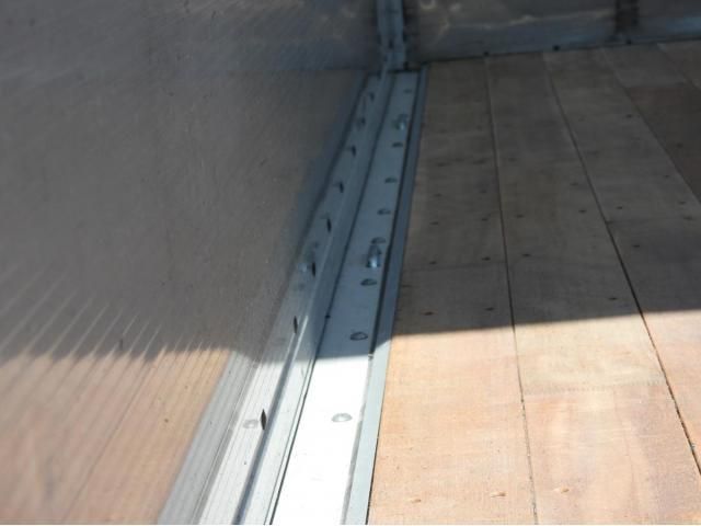 MITSUBISHI CANTER 2019