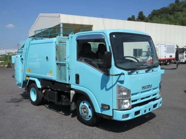 ISUZU ELF 2013
