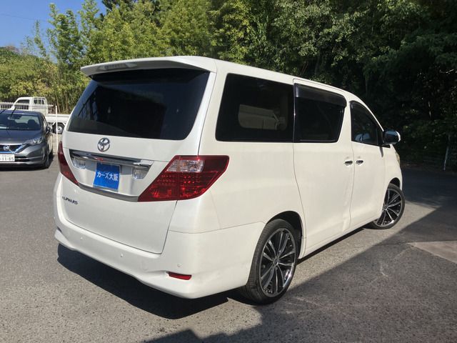 TOYOTA ALPHARD 2008