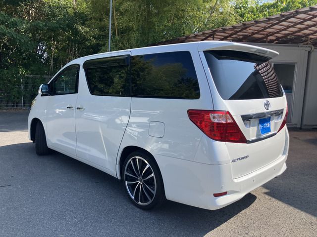 TOYOTA ALPHARD 2008