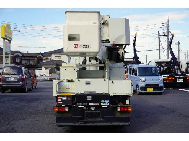 MITSUBISHI CANTER 2017