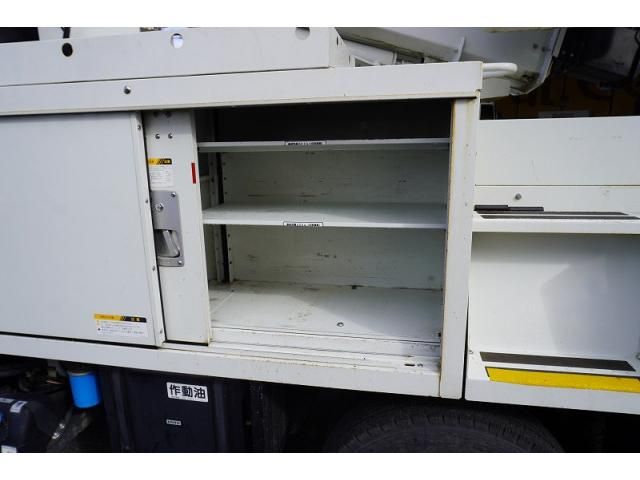 MITSUBISHI CANTER 2017