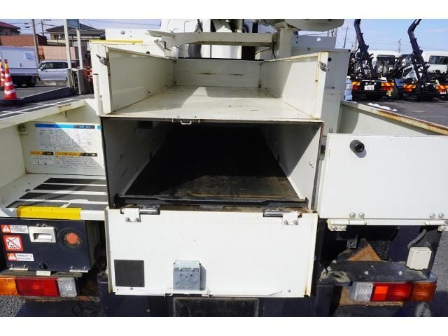 MITSUBISHI CANTER 2017