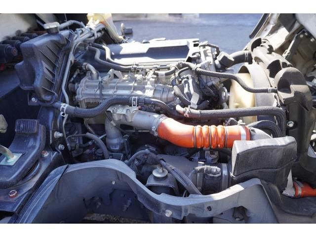 MITSUBISHI CANTER 2017