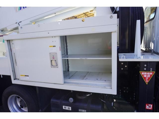 MITSUBISHI CANTER 2017