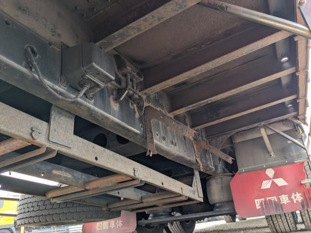 MITSUBISHI FUSOU SUPER GREAT 2016